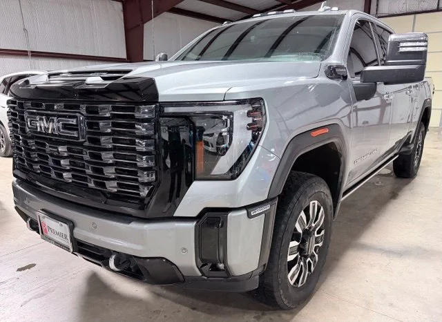 Used 2025 Silver GMC Denali Ultimate image 6