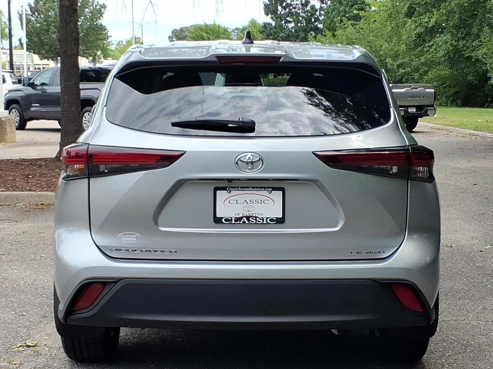 Used 2025 Celestial Silver M Toyota LE image 13