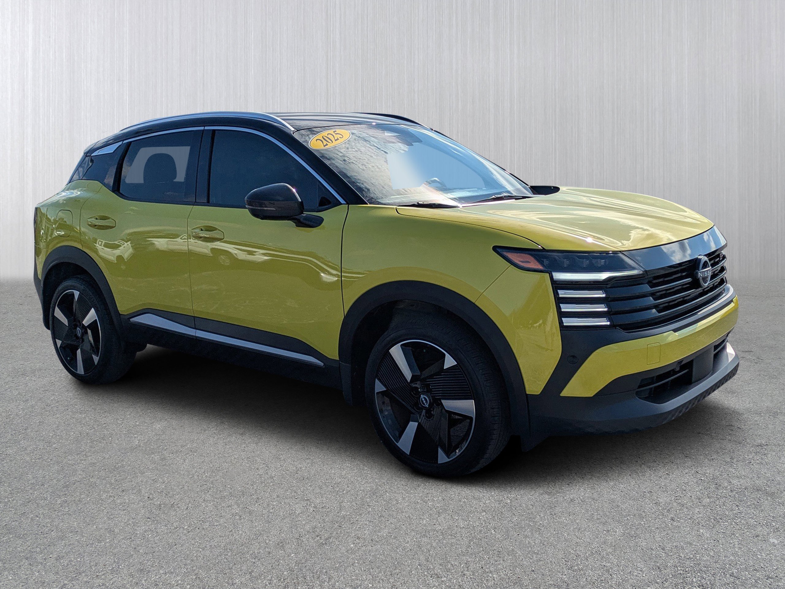 2025 Nissan Kicks SR AWD