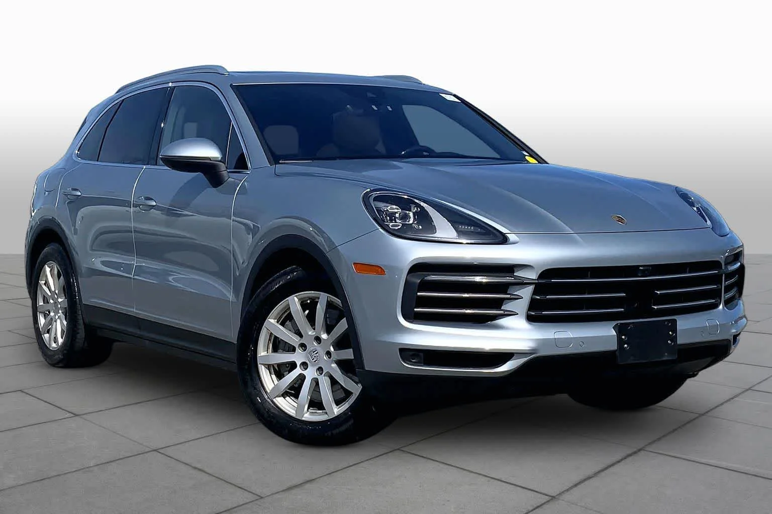 Used 2020 Dolomite Silver Metallic Porsche S image 5