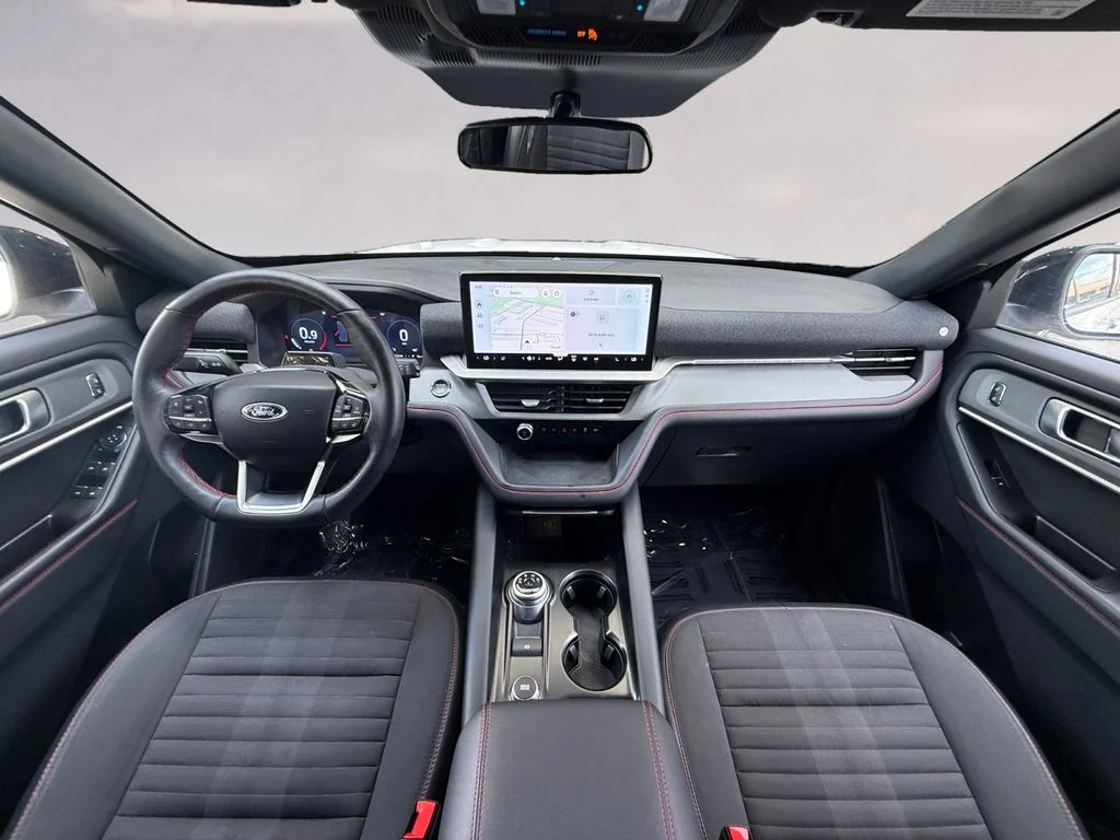 2025 Ford Explorer ST-LINE - Photo 12