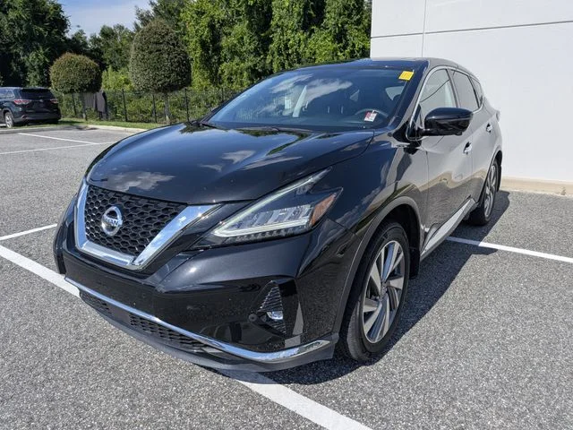 Used 2021 Black Nissan SL image 2