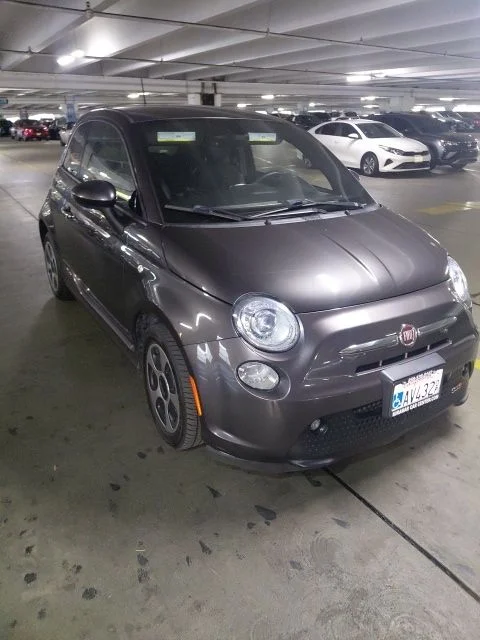 Used 2019 Gray FIAT Battery Electric image 3