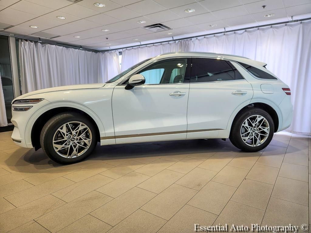 Used 2024 White Genesis 2.5T image 3