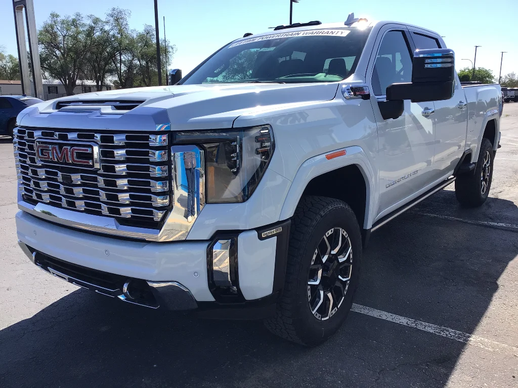 New 2026 Glacier White Tricoat GMC Denali image 3