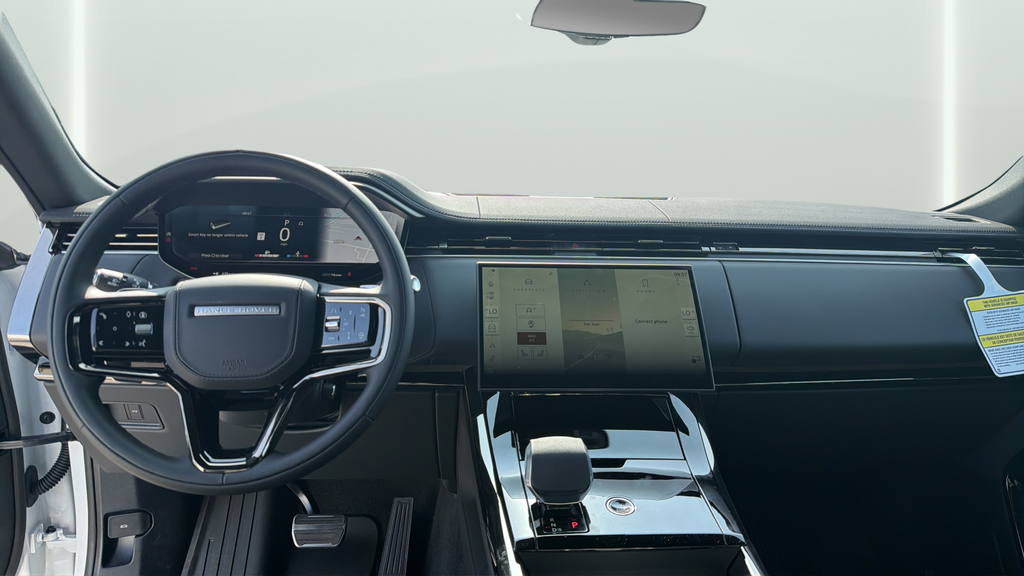 New 2026 Fuji White Land Rover Dynamic SE image 18