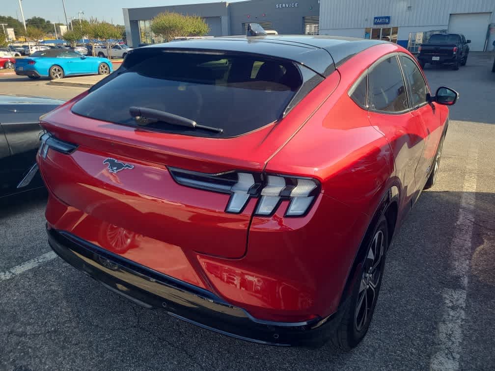 Certified Used 2023 Rapid Red Metallic Tinted Clearcoat Ford Premium image 6