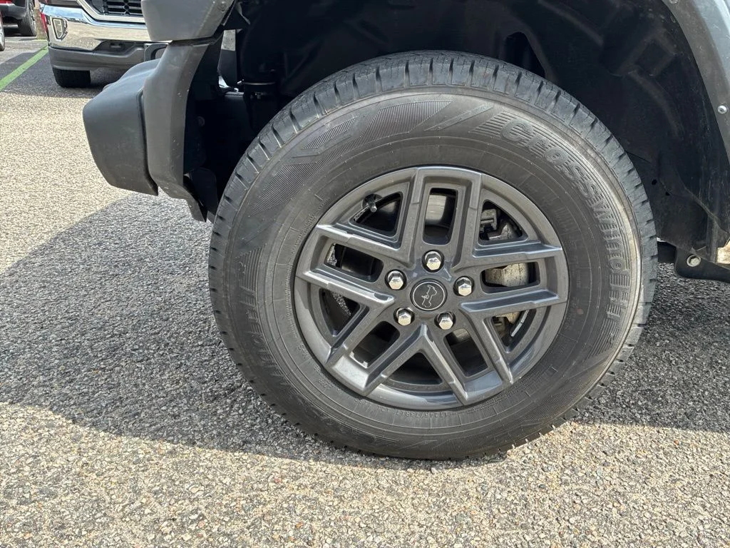 Used 2024 White Jeep Sport S image 10