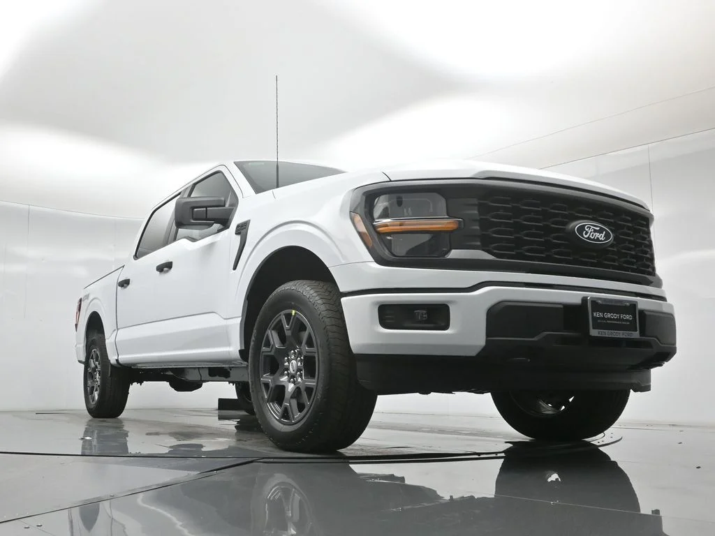 New 2026 Oxford White Ford STX image 43