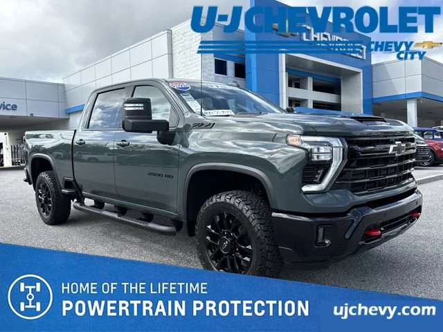 2025 Chevrolet Silverado HD LTZ 4WD Crew Cab Standard Box's photo
