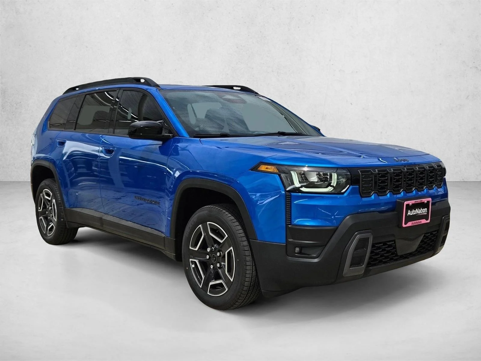 New 2026 Hydro Blue Pearl-Coat Exterior Paint Jeep Laredo image 7