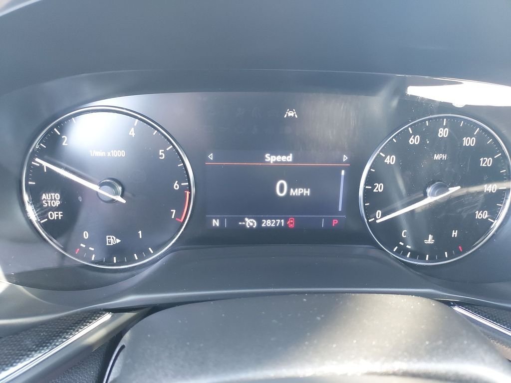 Used 2022 Red Buick Preferred image 21