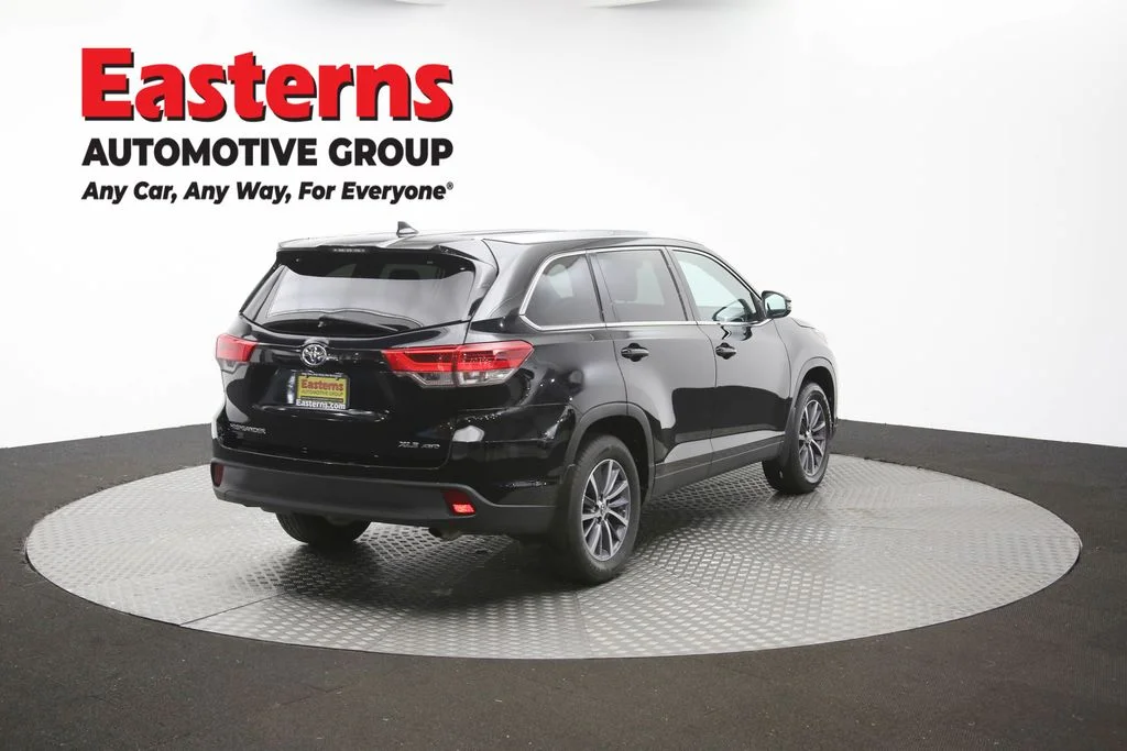 Used 2019 Black Toyota XLE image 44