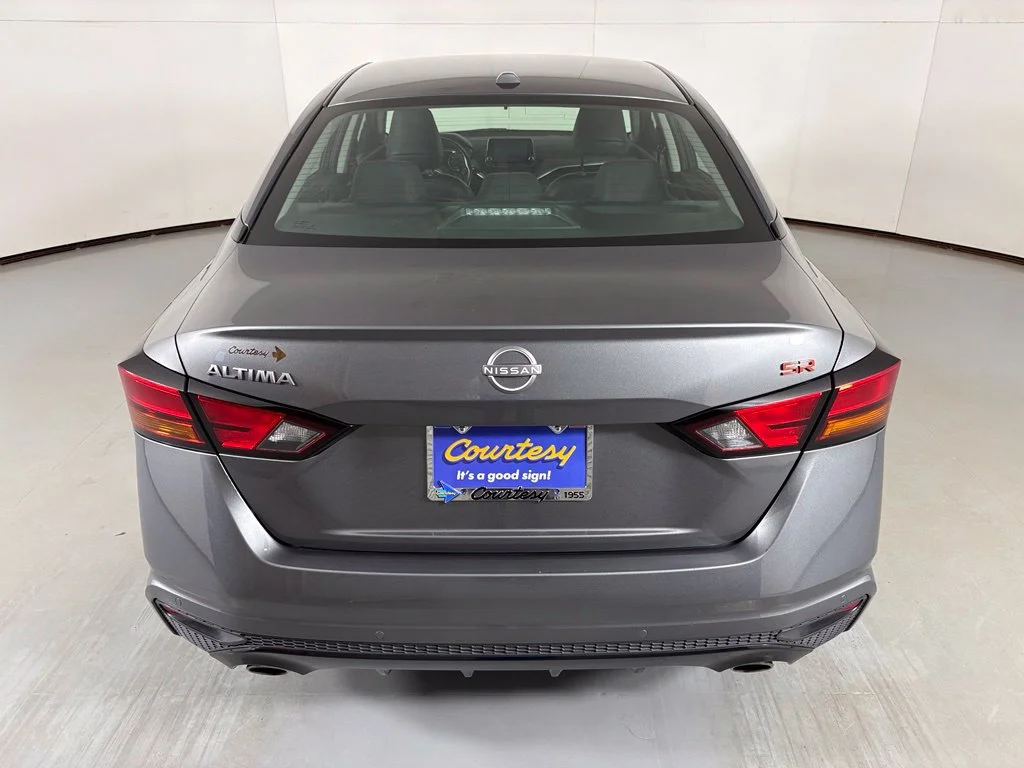 Used 2024 Gray Nissan 2.5 SR image 7