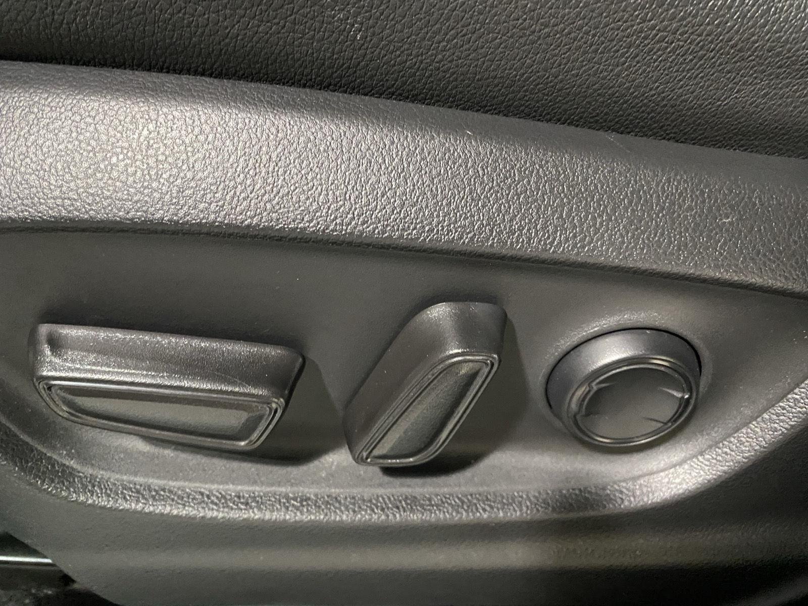 Certified Used 2024 Wind Chill Pearl Toyota XLE image 18