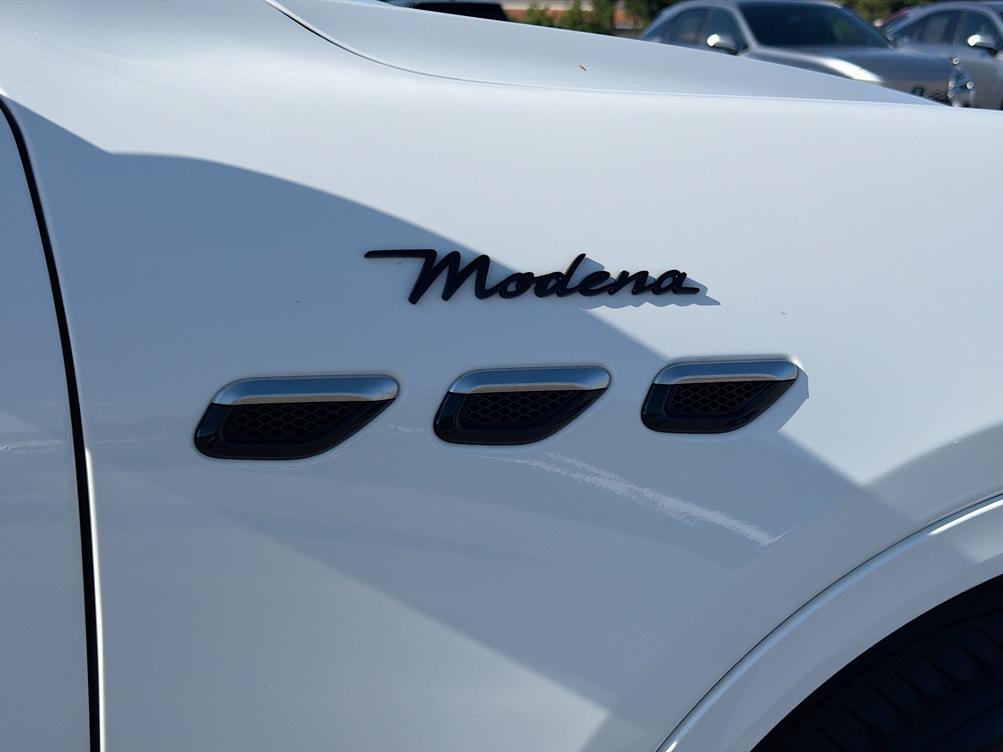 Used 2023 Bianco Maserati Modena image 48