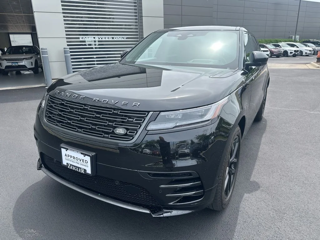 2026 Land Rover Range Rover Velar P250 Dynamic SE's photo