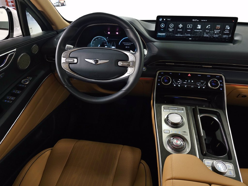 Used 2023 White Genesis 2.5T image 18
