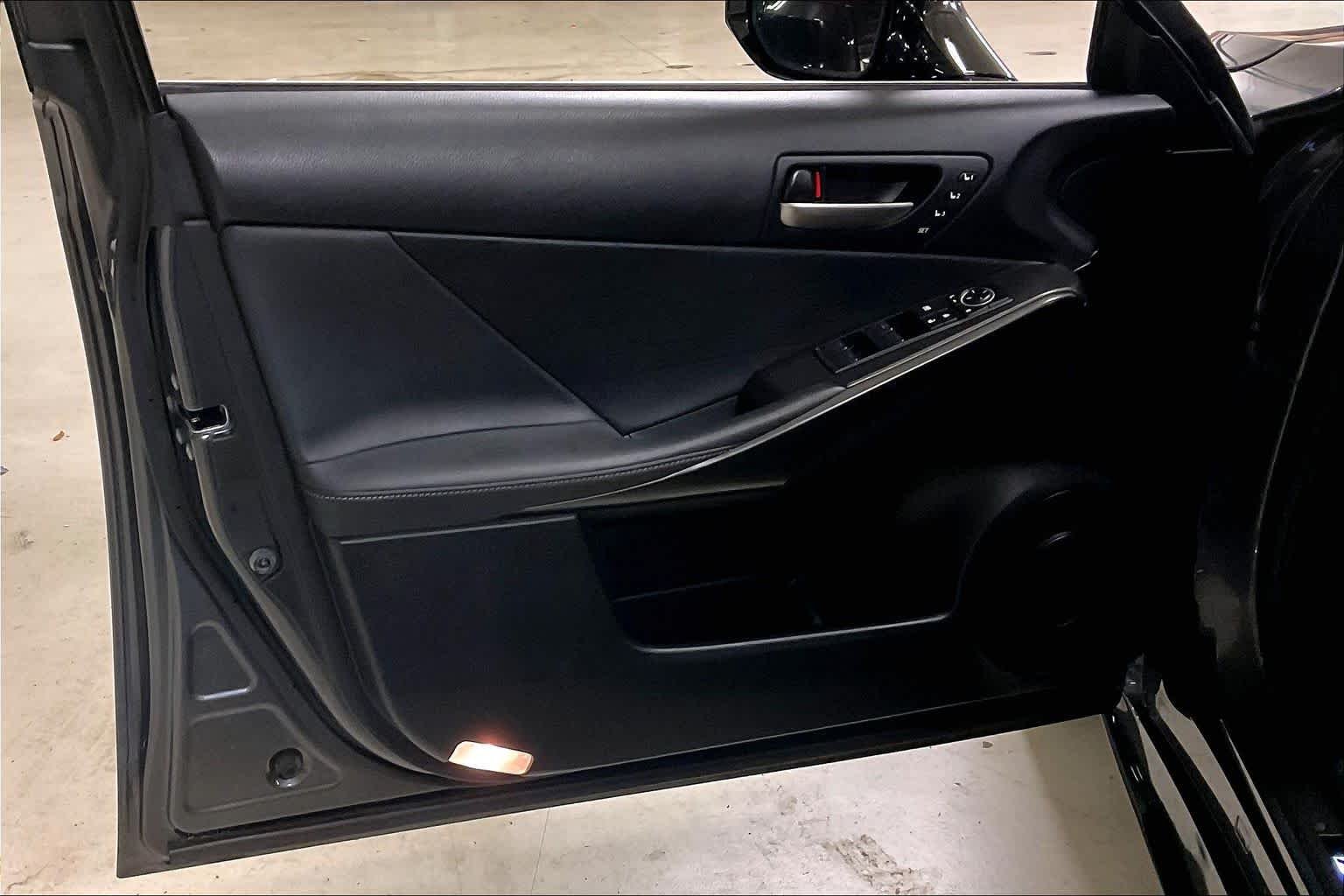 car-gallery-32