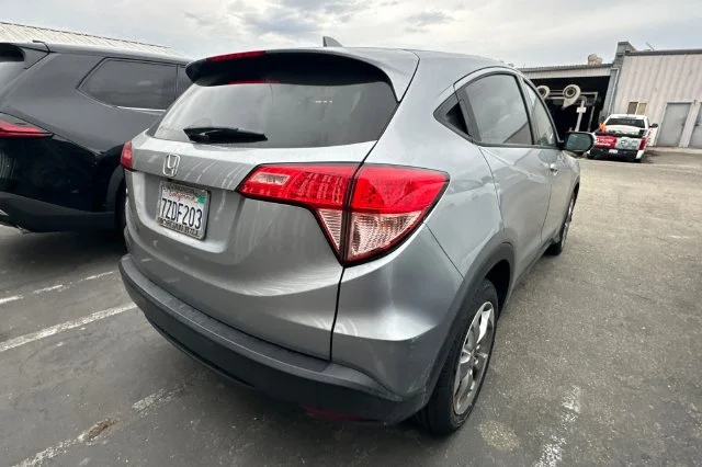 Used 2017 Silver Honda EX image 4