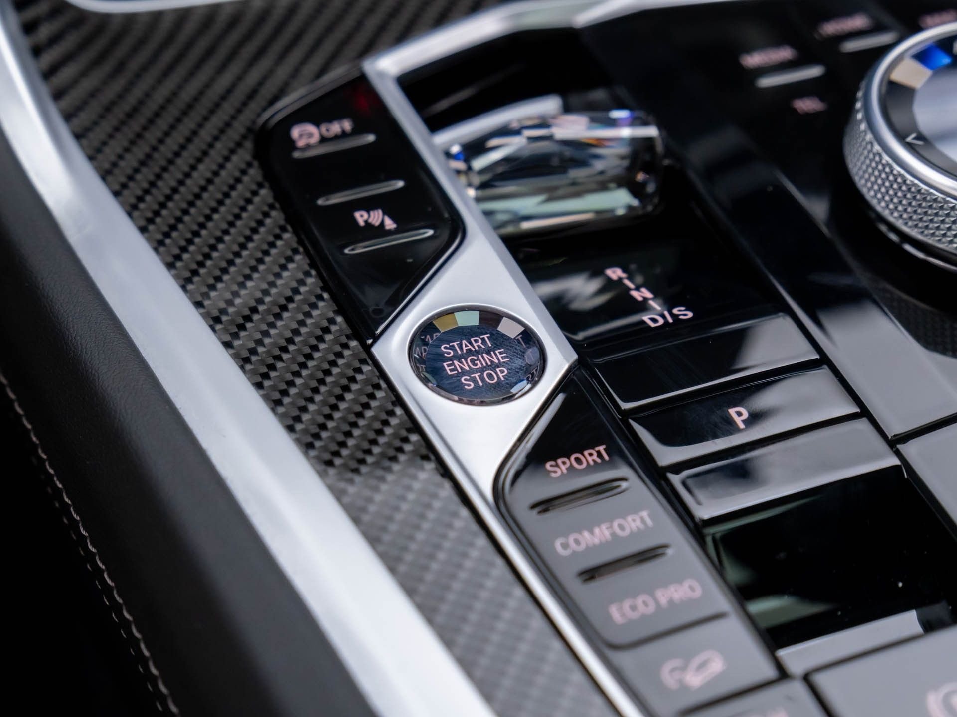 Used 2024 Black BMW M60i image 23