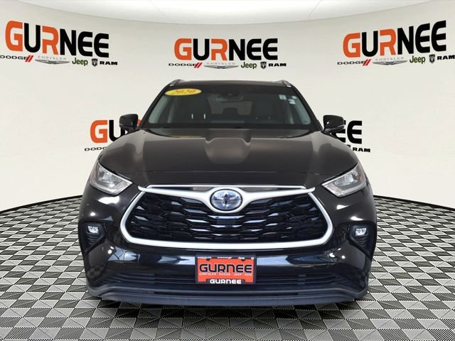 Used 2020 Black Toyota XLE image 8