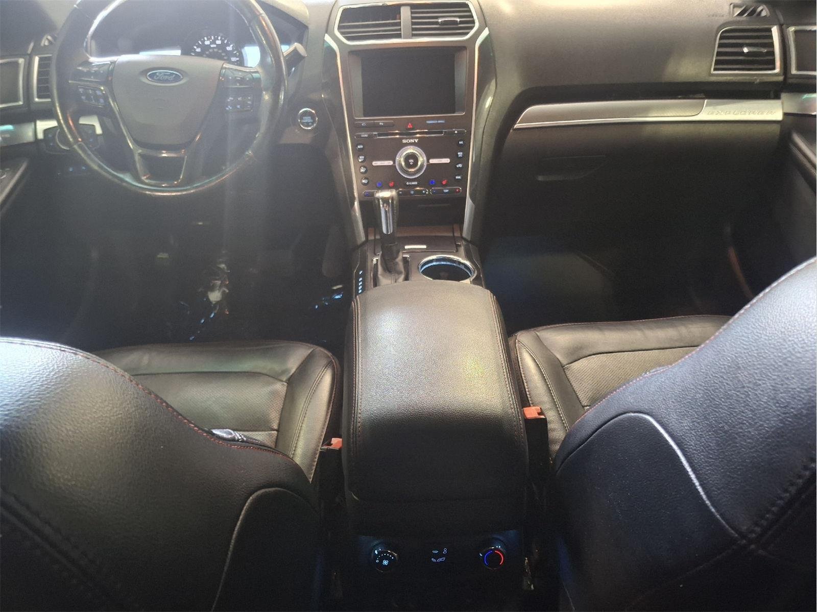 Used 2016 White Platinum Metallic Tri-Coat Ford Sport image 19