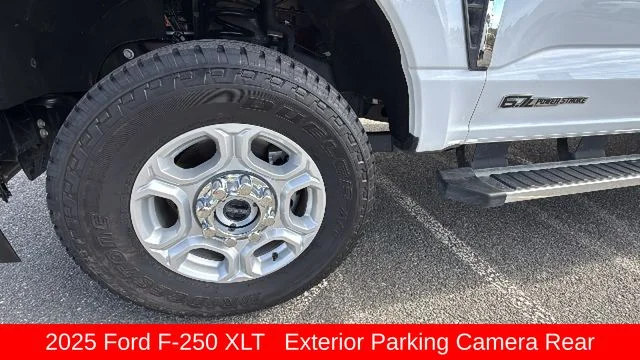 2025 Ford F-250 Super Duty XLT - Photo 9