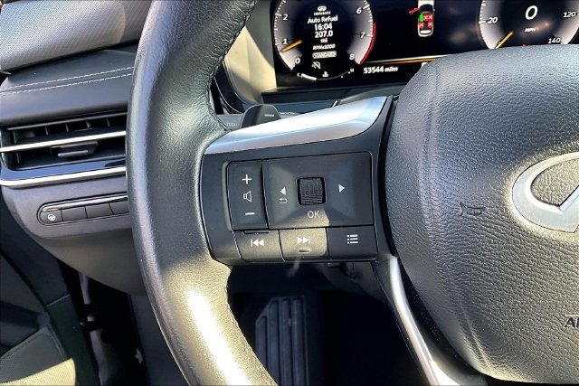 Used 2023 Black INFINITI LUXE image 18