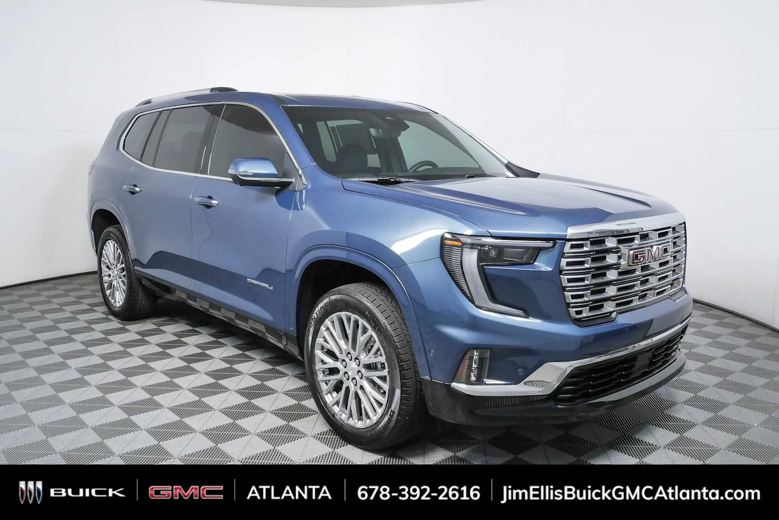 2026 GMC Acadia Denali FWD's photo