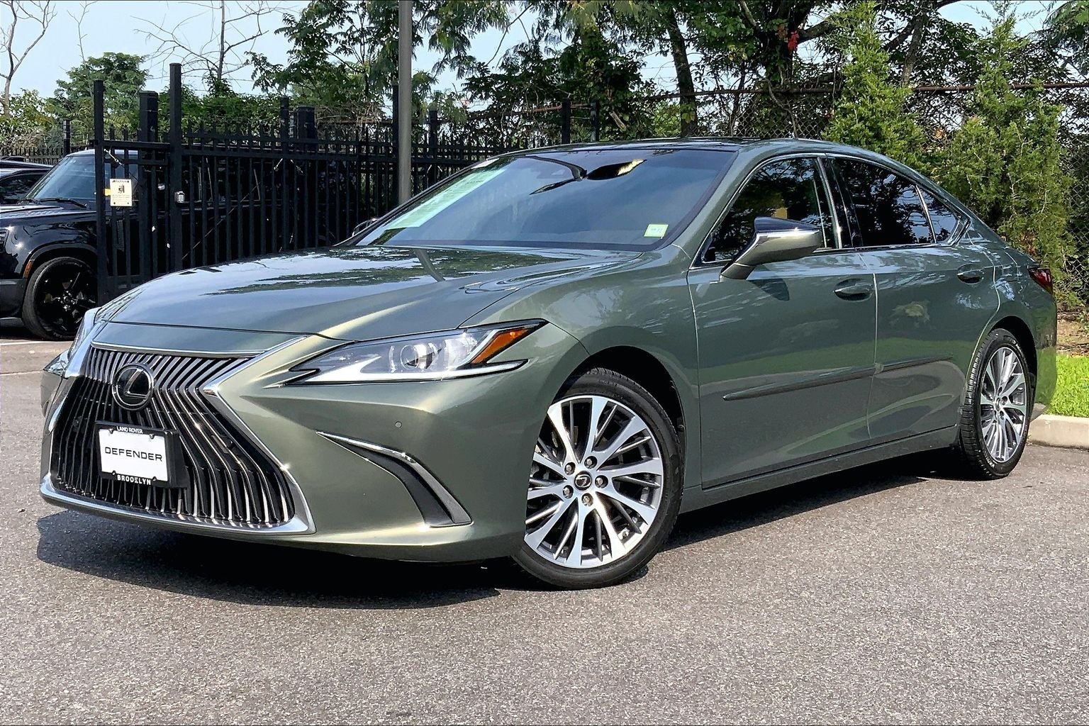 Used 2021 Green Lexus 350 image 1