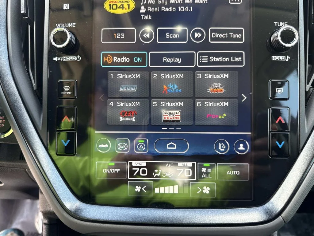 Certified Used 2025 Beige Subaru Limited image 31