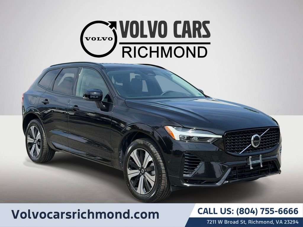 Used 2024 Black Volvo T8 Plus Dark Theme image 1