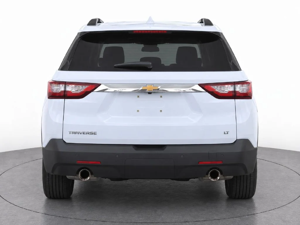 Used 2018 White Chevrolet LT image 6