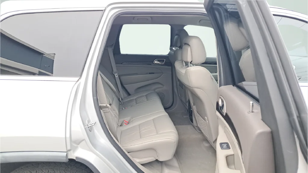 Used 2011 Silver Jeep Laredo image 14