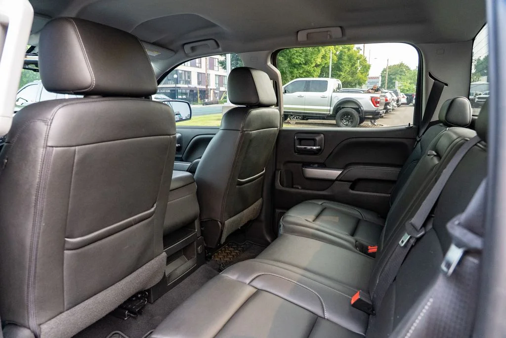 Used 2018 Black Chevrolet LT image 25