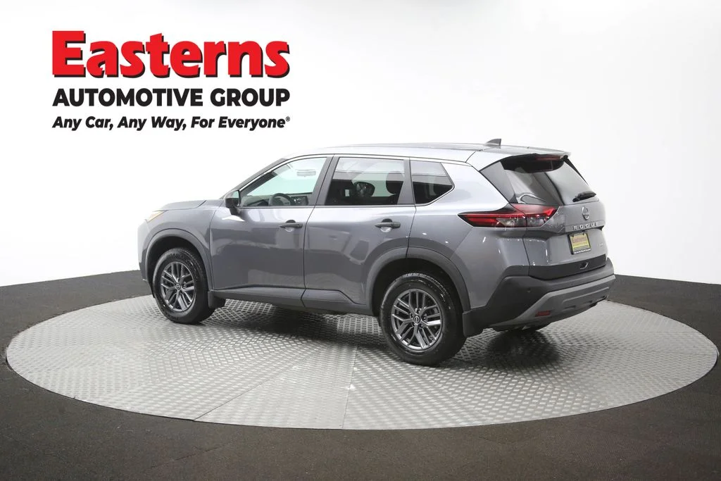 Used 2023 Gray Nissan S image 65