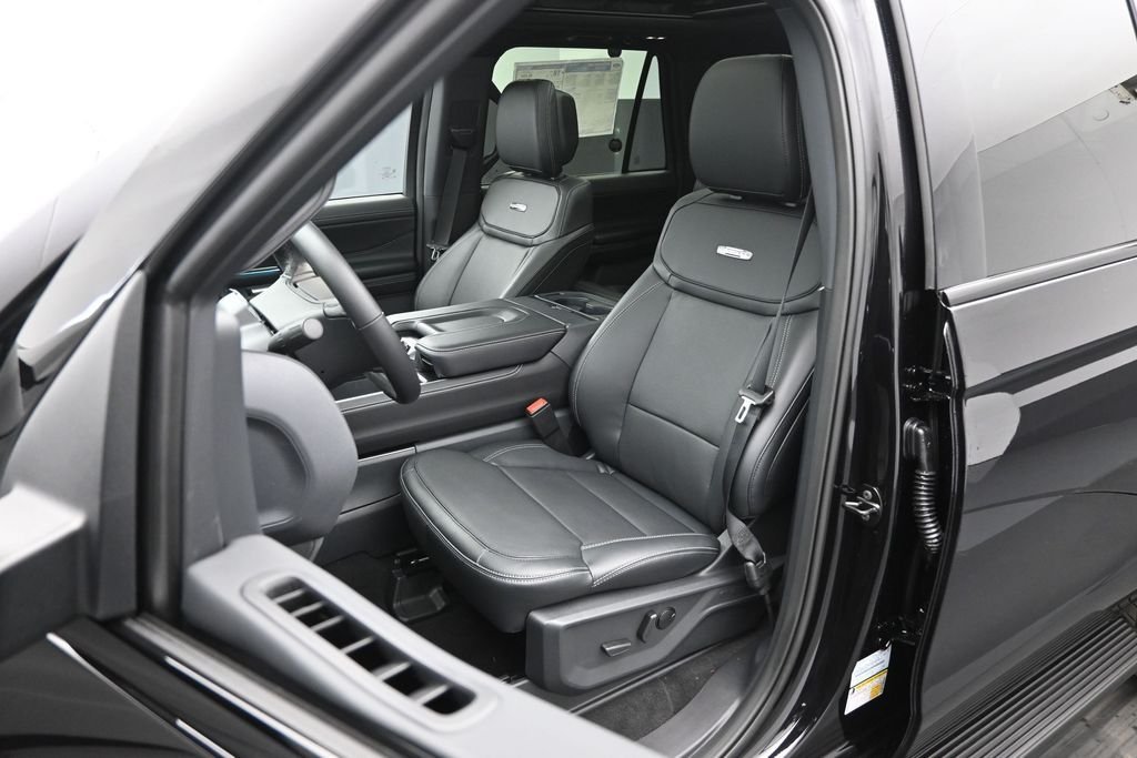 New 2026 Agate Black Metallic Ford Platinum image 8
