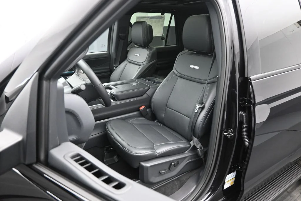 New 2026 Black Ford Platinum image 8