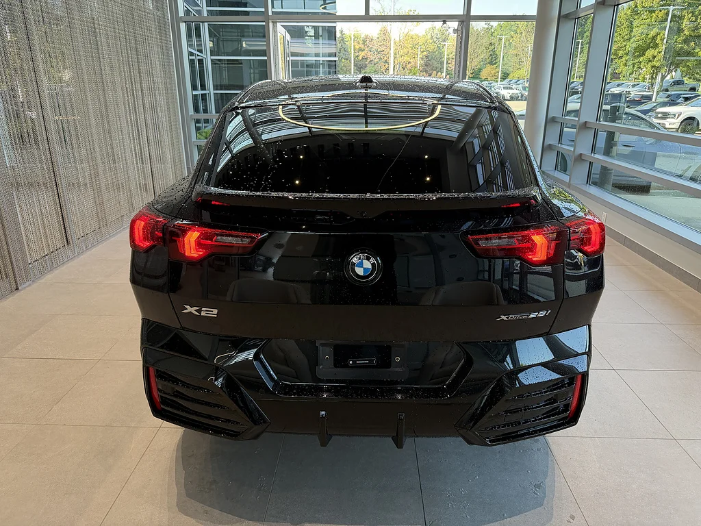 New 2027 Black Sapphire Metallic BMW xDrive28i image 5