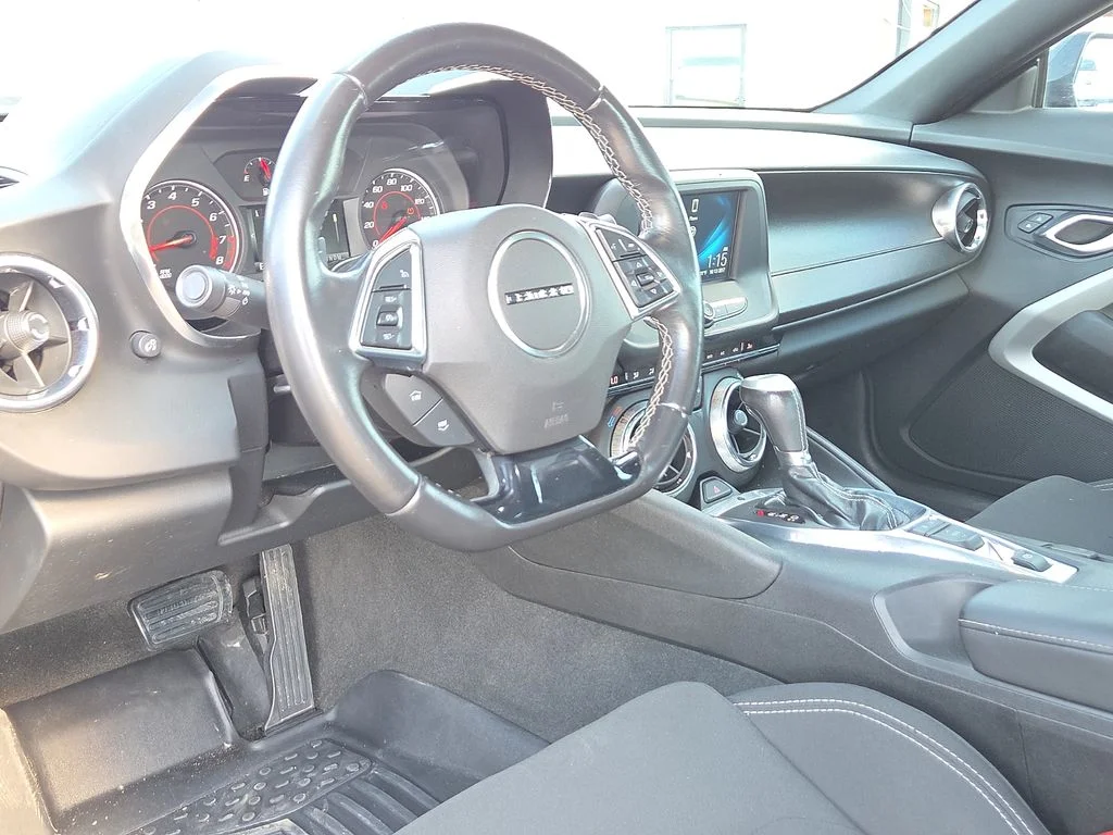 Used 2018 Black Chevrolet 1LT image 15