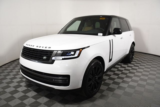 2026 Land Rover Range Rover SE