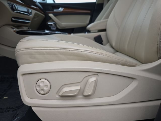 Used 2021 White Audi 45 Premium image 31