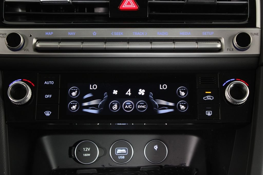 Used 2026 Black Genesis 2.5T Prestige image 20