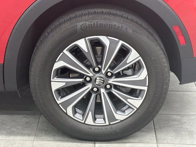 Used 2025 Red Buick Preferred image 6