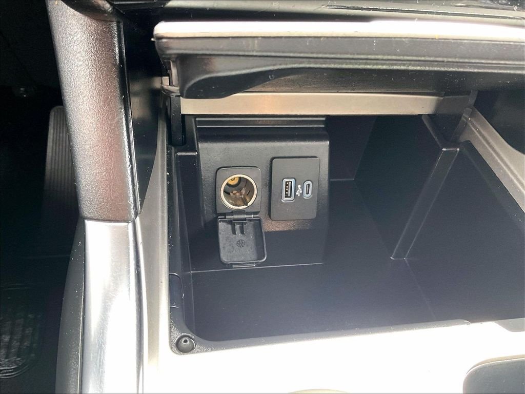 Used 2021 Gray Ford Limited image 26