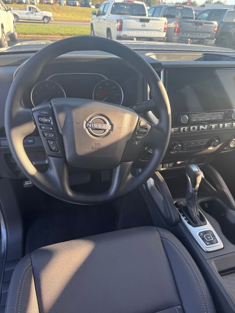 2026 Nissan Frontier SV - Photo 12