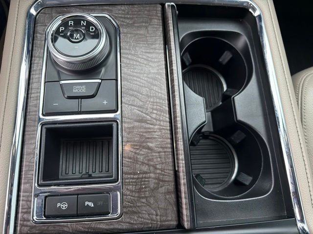 Used 2018 Blue Ford Limited image 20