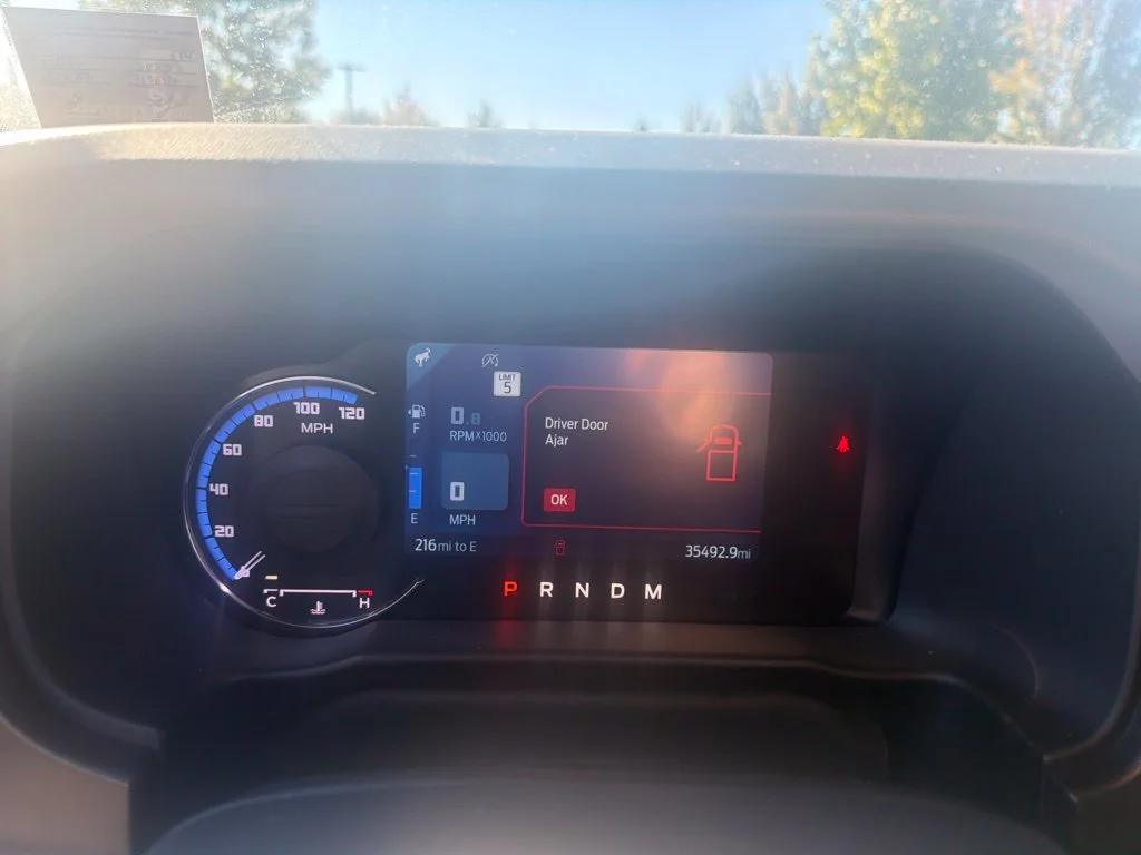 Used 2023 Gray Ford Badlands image 17