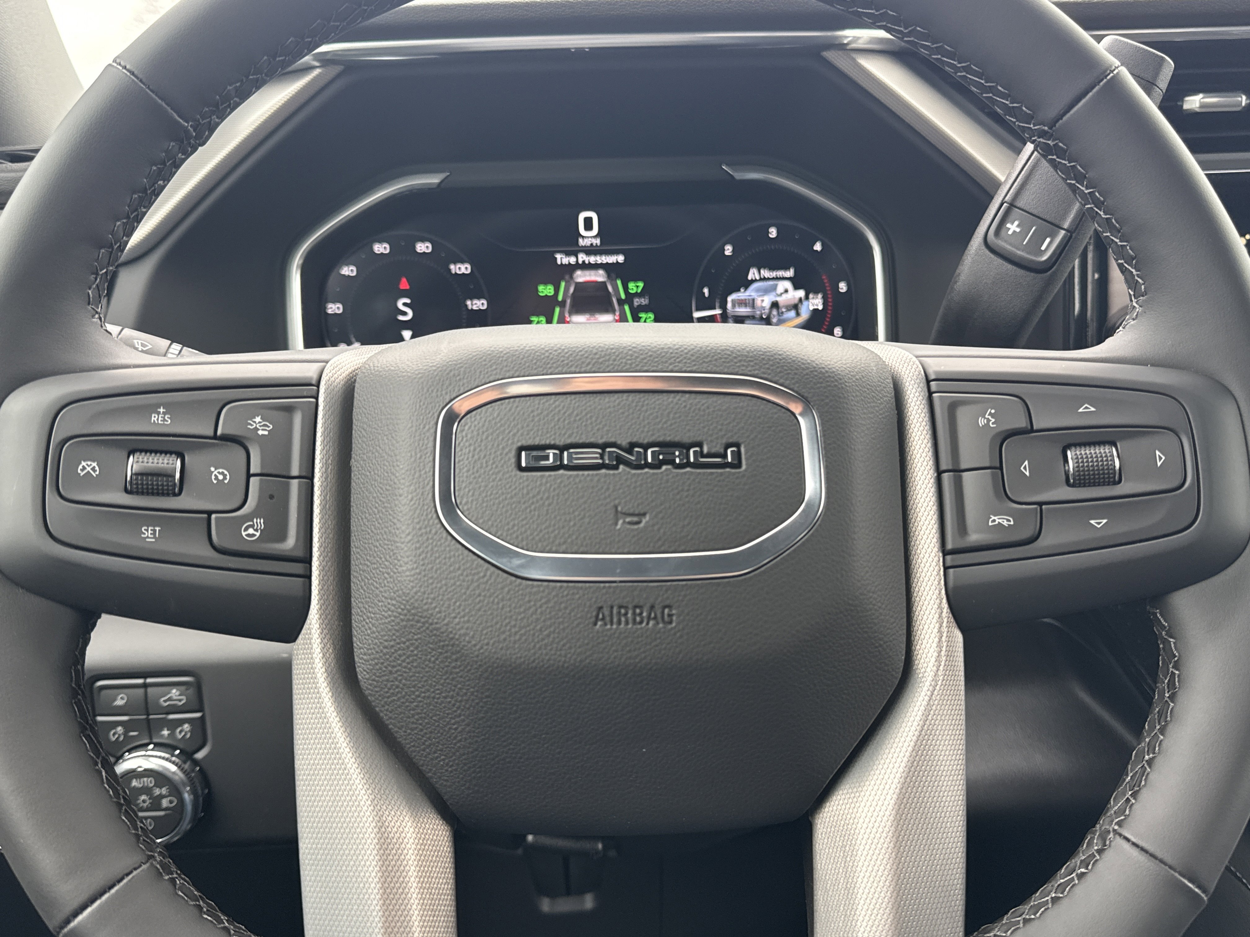 2026 GMC Sierra 2500HD Denali - Photo 23